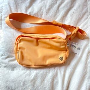 Lululemon Cross Body belt bag